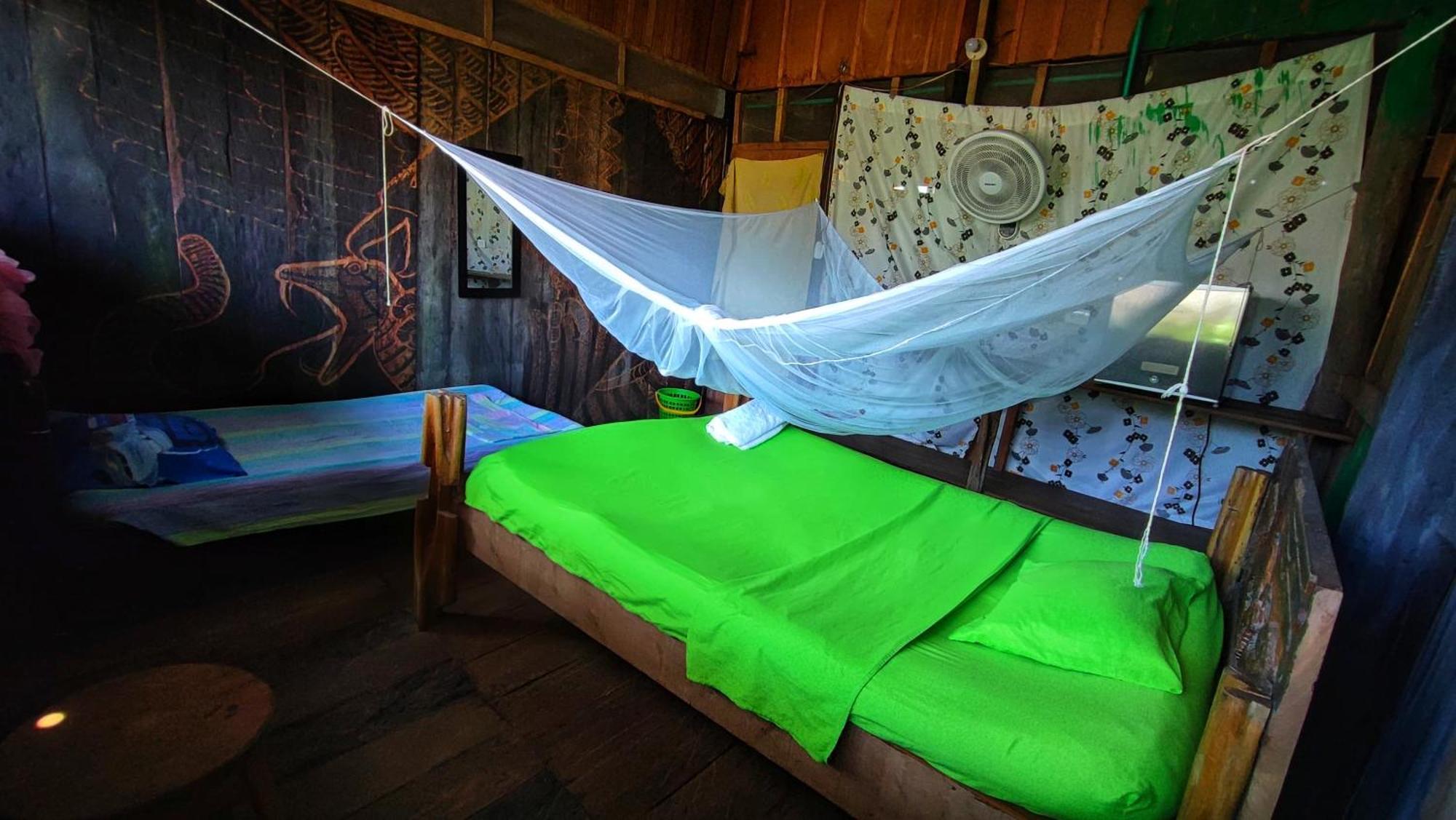 Hospedaje Y Tours Reina Arriera Amazonas Colombia Macedonia Екстер'єр фото